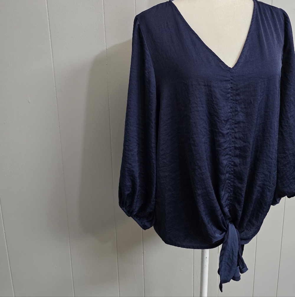 Vince Camuto Tie Front Blue Blouse Size L - Picture 2 of 10